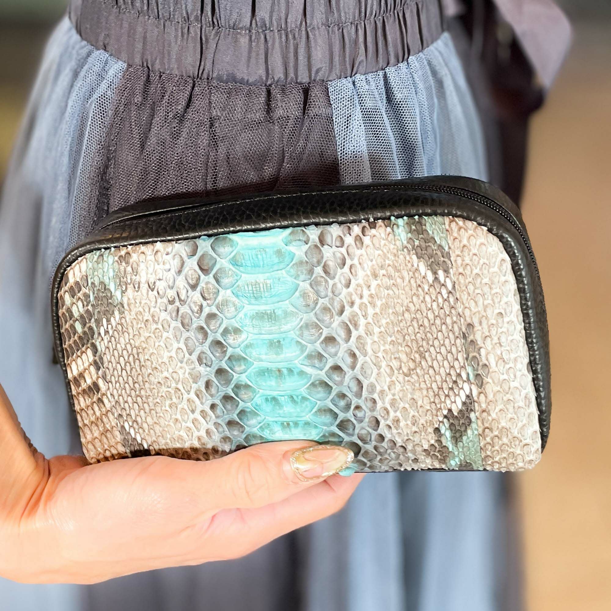 マリンブルーパイソンポーチ【made in italy】 Multi-purpose beach bag - Sézane x Inoui Editions - Blue Shells